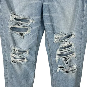 American Eagle SZ 8 Highest Rise Mom Jeans Distressed Rips Chewed Hem Light Wash thumbnail 3