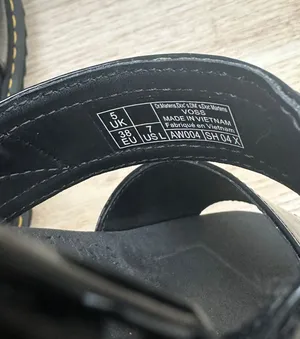 Dr Martens VOSS PATENT LEATHER STRAP SANDALS thumbnail 5