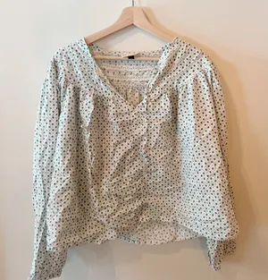 Universal Threads Long Sleeve thumbnail 1