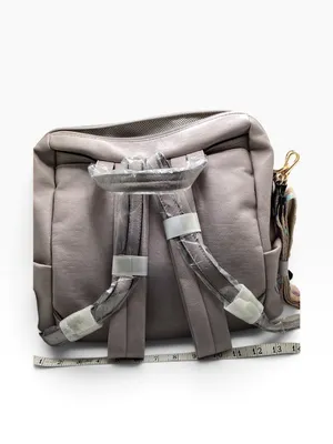 Jen & Co Amelia Convertible Purse Backpack Dusty Lavender thumbnail 10