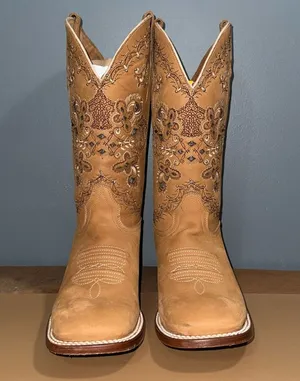 AGAVE BOOTS women’s size 10 Dulce Mariel Tan Embroidered Cowboy Runs small thumbnail 1