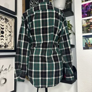 L.I.F.E Dark Green Plaid Button-Down Flannel Womens Size M thumbnail 2