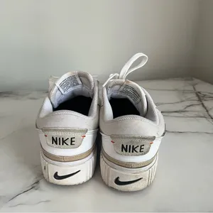 Nike Court Legacy Lift Platform Sneakers Size Womens 8 thumbnail 6