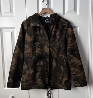 Camo Jacket Forever 21 thumbnail 1