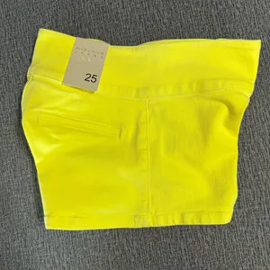 Alice + Olivia - Olivian Denim Shorts thumbnail 6