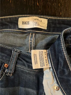 Buckle Jeans thumbnail 2