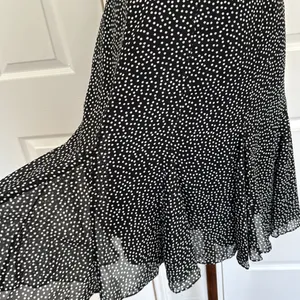 Chaps trumpet hem polka dot sleeveless midi dress thumbnail 12