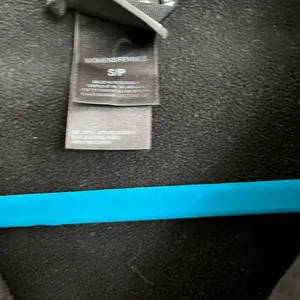 The North Face Apex Bionic Softshell Jacket in black thumbnail 4
