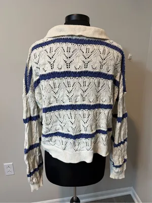 Universal Threads Cream with Blue Stripes Collared Preppy Sweater in Size XL thumbnail 4