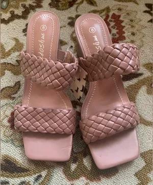 Pink Heels Size 8 thumbnail 1