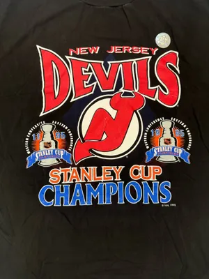 Starter Vintage 1995 New Jersey Devils Stanley Cup Champions NHL T Shirt L 90s thumbnail 1
