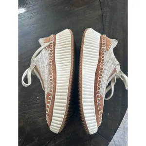 Dolce Vita Dolen Cream Tan Suede Knit Platform Sneakers Women Shoes GUC size 8.5 thumbnail 3