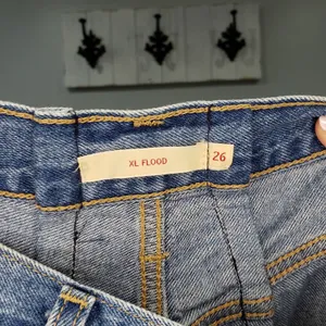 Levi's XL Flood Jeans Womens 26 Altered 25 High Rise Wide Leg Blue Denim thumbnail 4