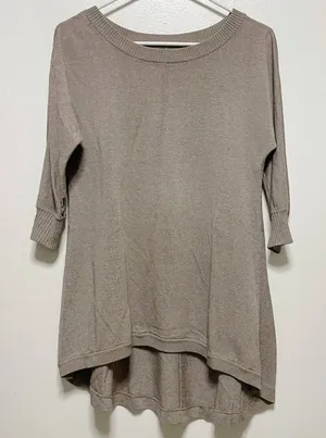 Alice & Olivia Tan Short Sleeve Crew Neck Tunic Sweater thumbnail 1