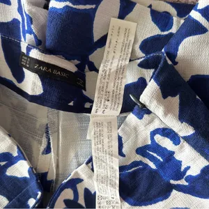 Women's Zara Blue and White High Waist Shorts with Bold Print Floral Size S thumbnail 5