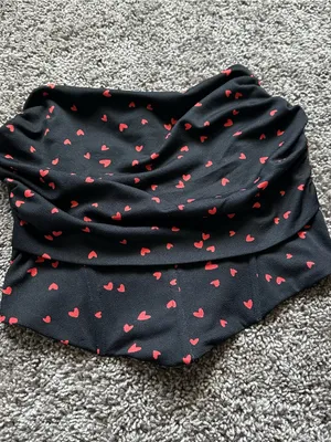 Blue Blush Black Crop Top with Red Heart Print thumbnail 2