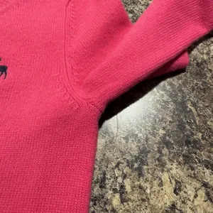 Abercrombie Cashmere Sweater Preppy Y2K Old Money Heritage Minimalist Hot Pink S thumbnail 7