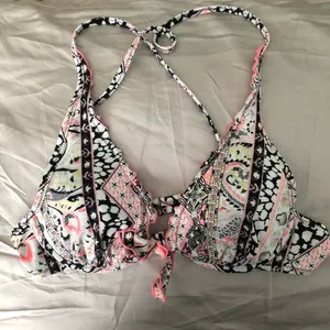 Victoria's Secret Swim Top thumbnail 1