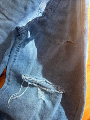 NWT Levi’s baggy dad jeans 26x30 ripped thumbnail 8
