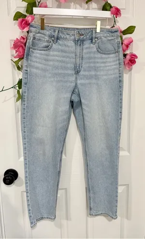 American Eagle Strigid Light Wash High Rise Jeans Women’s 8 Short thumbnail 1
