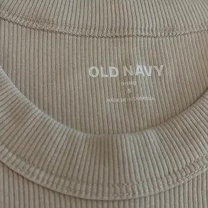 Old Navy Tan Short Sleeve Tee thumbnail 3