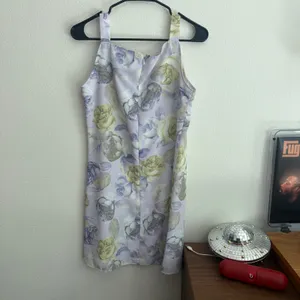 Soda Blu Vintage 90s Floral Rose Print Mini Shift Dress Lavender Green Medium thumbnail 8