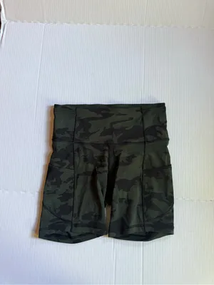 Lululemon Fast & Free Camo Athletic Shorts 6" thumbnail 4