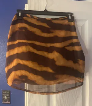 Nasty Gal Cheetah Skirt thumbnail 1