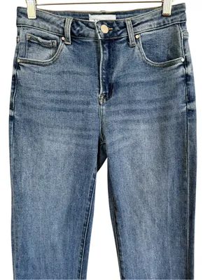 Risen High Rise Straight Leg Jeans Raw Hem Medium Wash Size Women’s Size 3/26 thumbnail 2