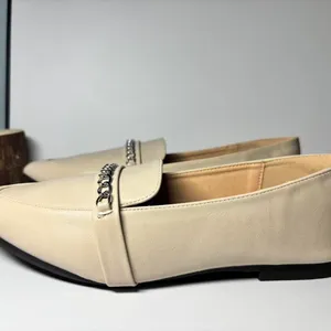 beige loafers Tan Size 6.5 thumbnail 3