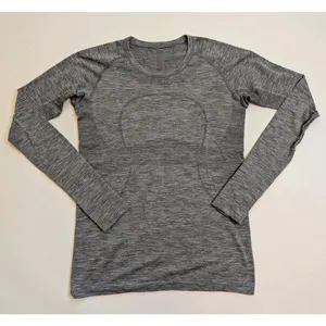 Lululemon Swiftly Tech Long Sleeve Crew Sz 10 Activewear Outdoor Hiking Gym Run thumbnail 2