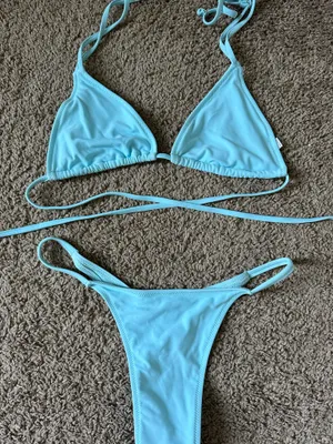 Amazon Blue Bikini thumbnail 1