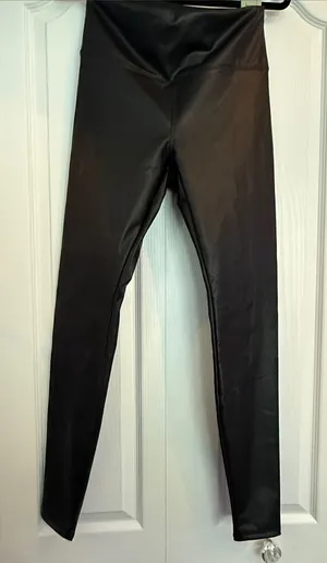 HALARA Black Faux Leather High-Waist Skinny Leggings - Medium thumbnail 1