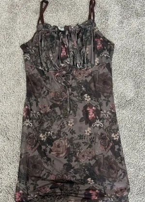 Purple and‎ brown floral dress thumbnail 1