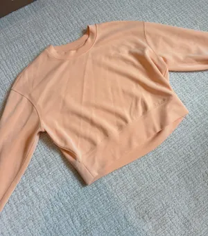 Lululemon Orange athletic crewneck thumbnail 1
