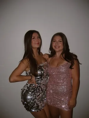 Dress thumbnail 3