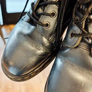 Doc Martens // Black Boots thumbnail 3