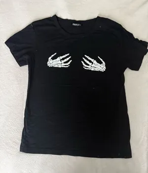 SheIn Halloween Skull Hands Women’s Small Black Fitted Tshirt thumbnail 1