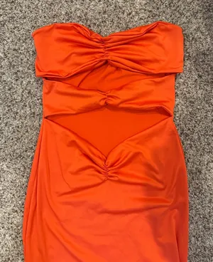 SheIn Red Cutout Strapless Maxi Dress thumbnail 1
