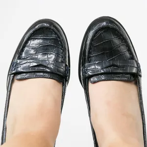 Vintage 90s Bandolino Croc Penny Loafer Pumps thumbnail 6