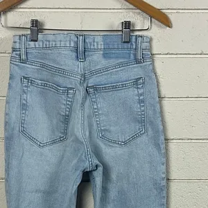 Abercrombie & Fitch 90s Slim Straight Ultra High Rise size 26S thumbnail 8