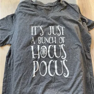 - It’s Just Hocus Pocus Graphic tee grey and white shirt sleeves XXL thumbnail 2