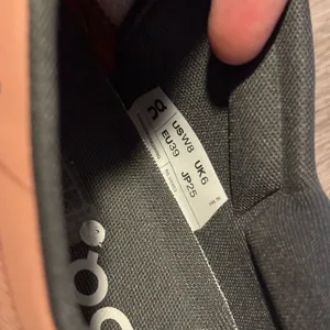On Cloud X Shift 3 Running Shoes Size 8 thumbnail 4
