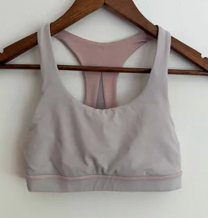 lululemon Invigorate Bra Women’s Size 6 Faint Coral Light Pink Racerback thumbnail 1