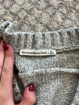 Abercrombie Gray Sweater thumbnail 4