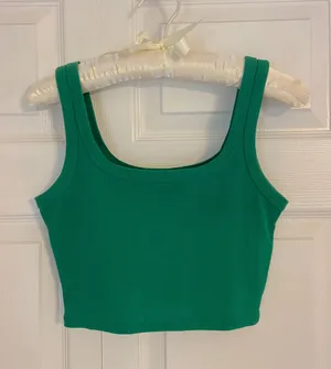 green tank top thumbnail 4