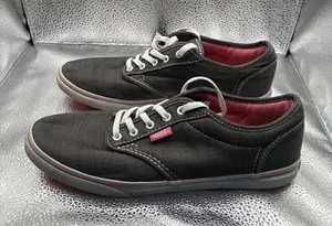 Vans‎ Women's Size 8 Gray Canvas Lace-Up Sneakers Pink Lining Casual Shoes thumbnail 1