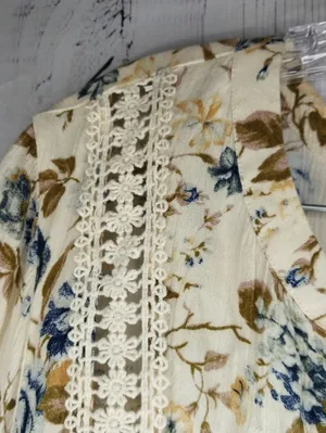 American Eagle Outfitters Floral Boho Peasant V-Neck Lace Trim Flowy Blouse thumbnail 5
