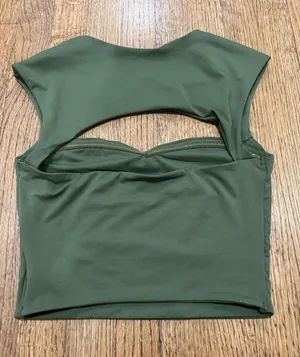 Going Out Top Green thumbnail 1