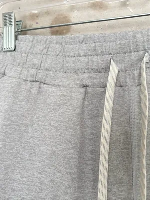 Vuori Performance Jogger in Light Gray Heather thumbnail 2